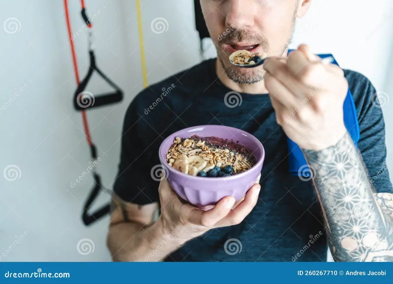 Forget the Clock: The Truth About Post-Workout Carbs and When Your Bowl Actually Needs to Show Up